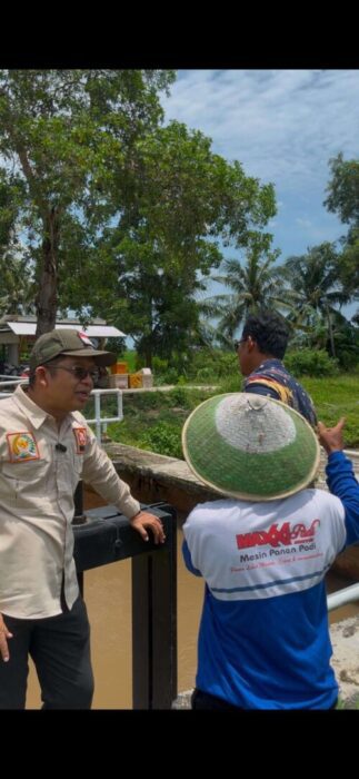 Anggota DPRD Provinsi Lampung Tinjau Pintu Air 12 Di Pasir Sakti