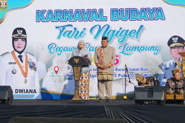 Lesatarikan Budaya Lampung, Walikota Bandar Lampung Gelar Karnaval Budaya Tari Ngigel 