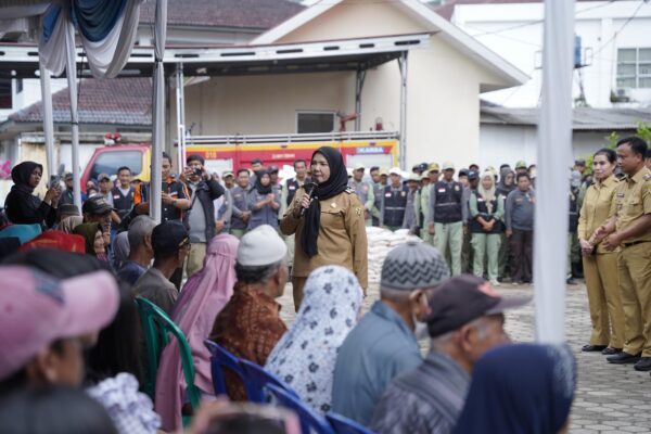 Jelang Hari Raya Idul Fitri Pemkot Gencar Berikan Bantuan Pangan Kepada Masyarakat