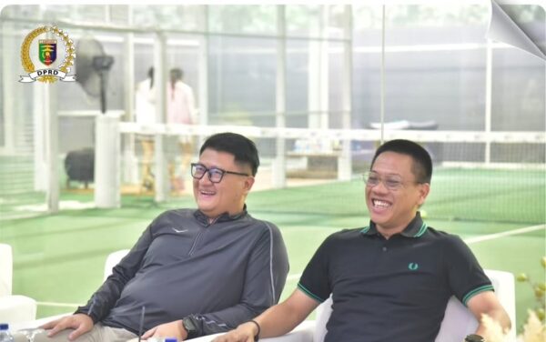 Ketua DPRD Hadiri Pembukaan Perwosi Padel Cup